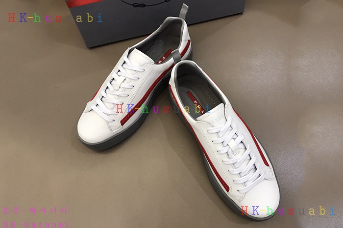 NEW  프라다 남성용 스니커즈 PR 474757