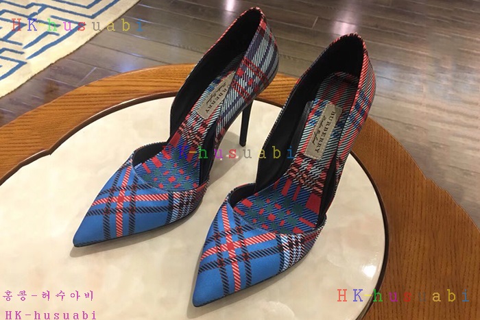 NEW 버버리 여성용 구두 BB 65533