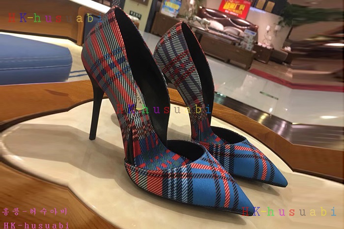 NEW 버버리 여성용 구두 BB 65533