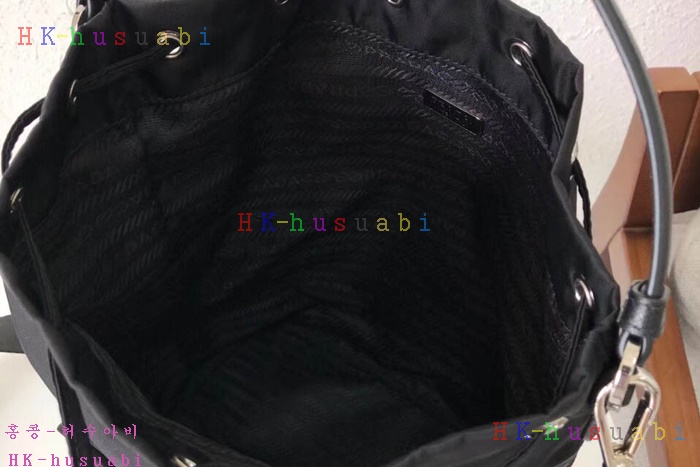 ★미러급★ 프라다 패치워크 버킷백 P 1BH097