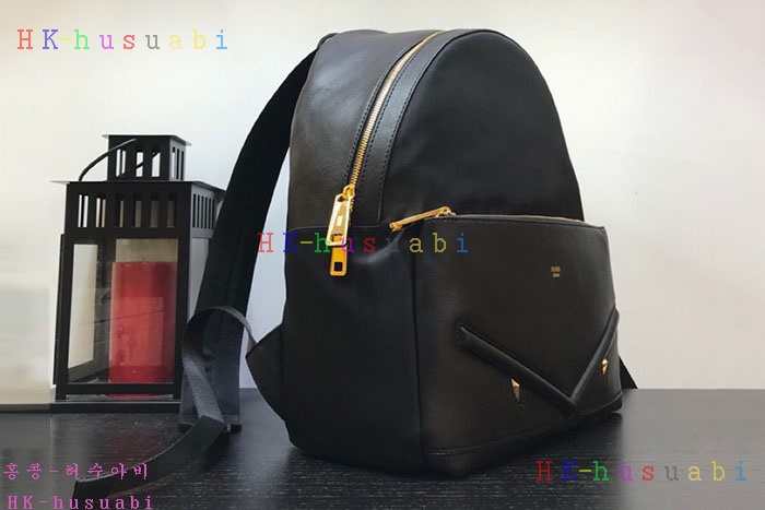 ★미러급★ 펜디 나일론 가죽 백팩 F 7VZ042