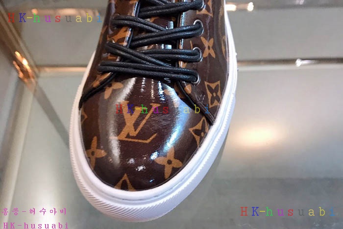 NEW 루이비통 남성용 신발 LV 958226