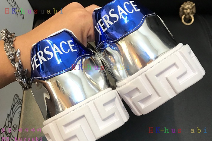 NEW 베르사체 남성용 신발 V 470044