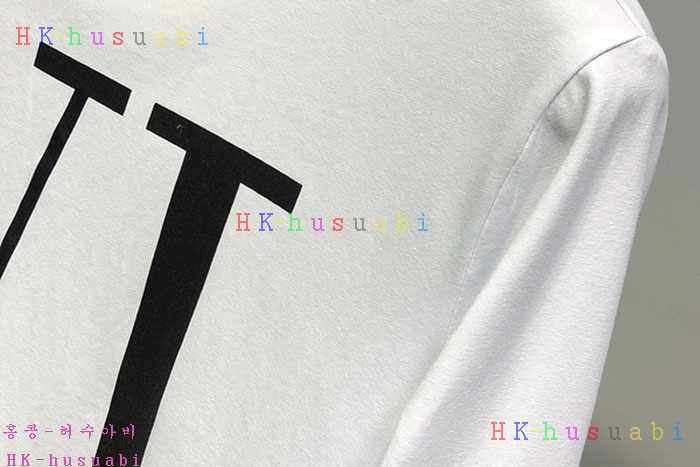 NEW 발렌티노 긴팔티 신상 V 985058