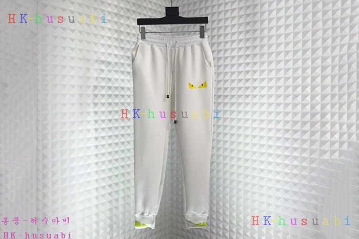 NEW 펜디 츄리닝바지 신상 FD 114404