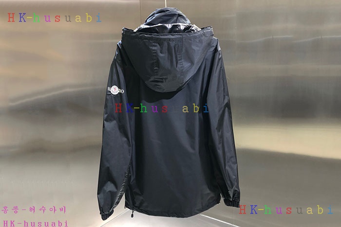 NEW 발렌티노  상의 신상 V 222581