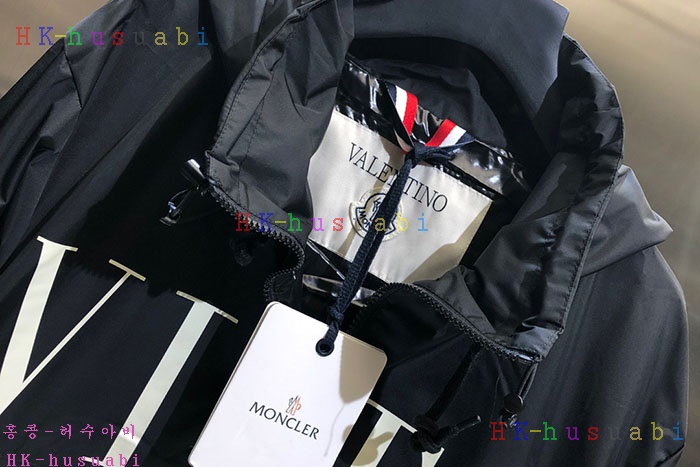 NEW 발렌티노  상의 신상 V 222581
