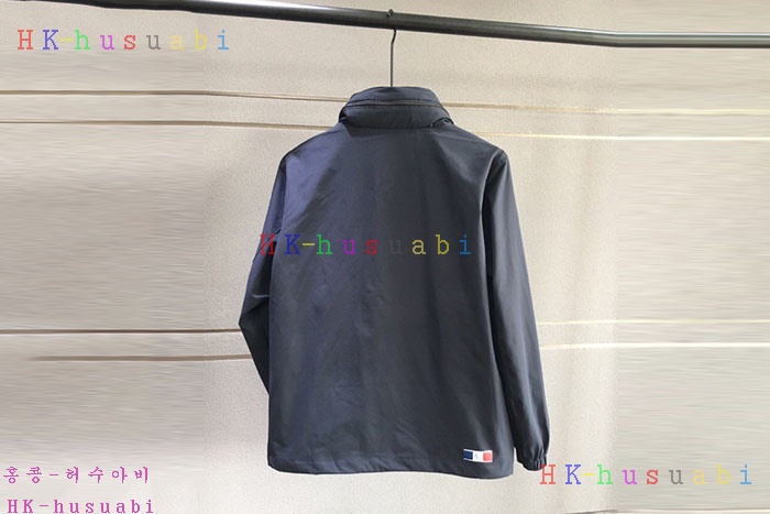 NEW 몽클레어 바람막이 신상 M 558453