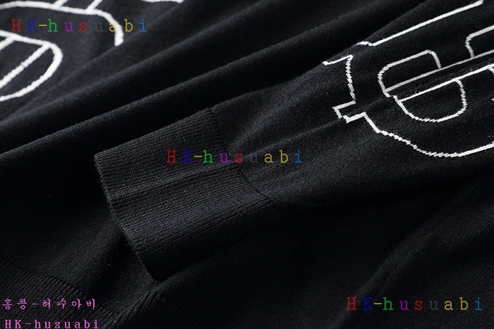 NEW 버버리 니트 신상  BB 744500