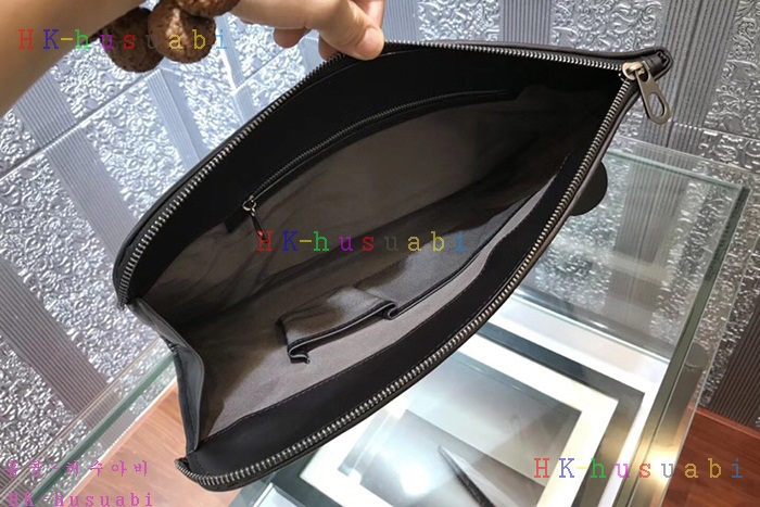 ★미러급★ 보테가베네타 클러치 BV 124550