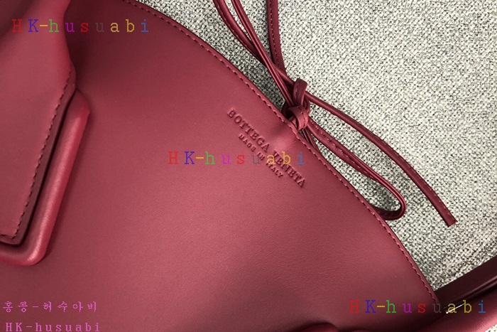 ★미러급★ 보테가베네타 미디엄 바스켓 토트 백 BV 576836-6
