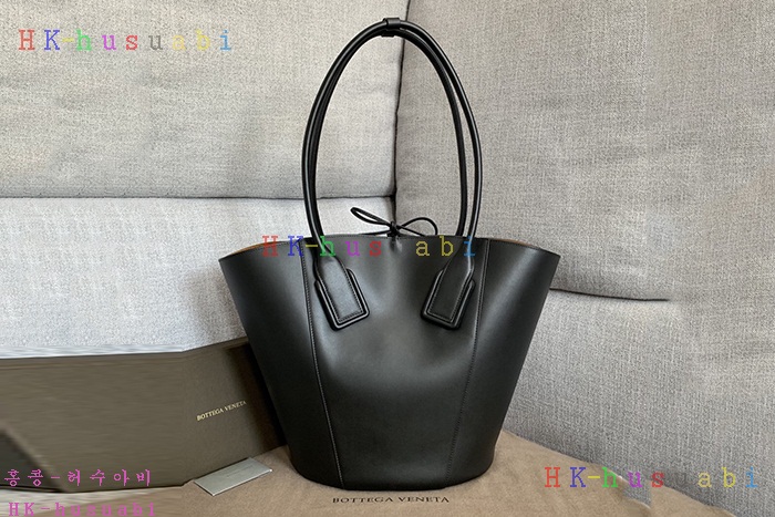 ★미러급★ 보테가베네타 미디엄 바스켓 토트 백 BV 576836-4