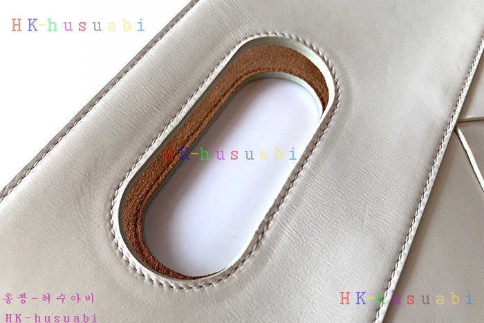 ★미러급★ 보테가베네타 스몰 슬립 토트 백 BV 574154-3