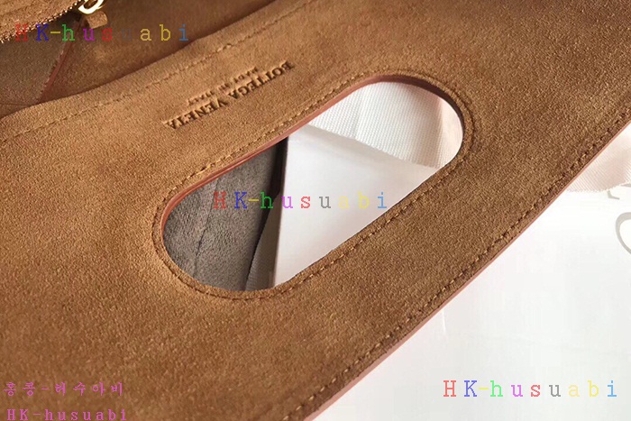 ★미러급★ 보테가베네타 스몰 슬립 토트 백 BV 574154-2