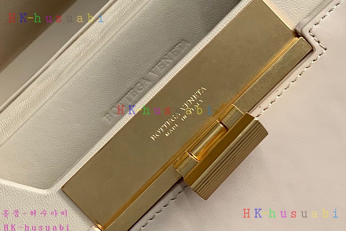 ★미러급★ 보테가베네타 데이지 백 BV 577038-2