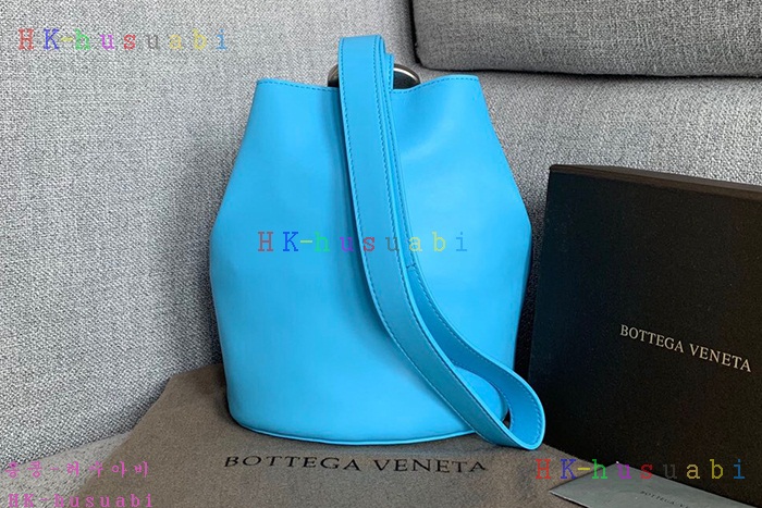 ★미러급★ 보테가베네타 드롭 백 BV 576804
