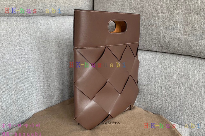 ★미러급★ 보테가베네타 슬립 토트백 BV 576170-4