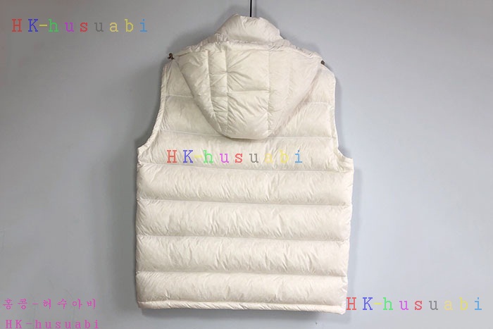 NEW 몽클레어 패딩조끼 신상 M 4722213