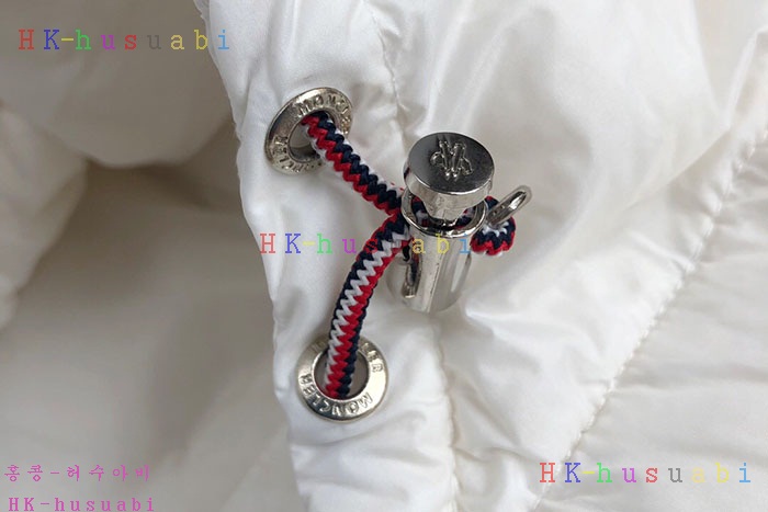 NEW 몽클레어 패딩조끼 신상 M 4722213