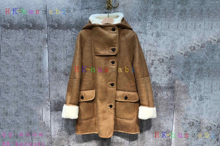 NEW  로에베 무스탕 신상 LW 6798801
