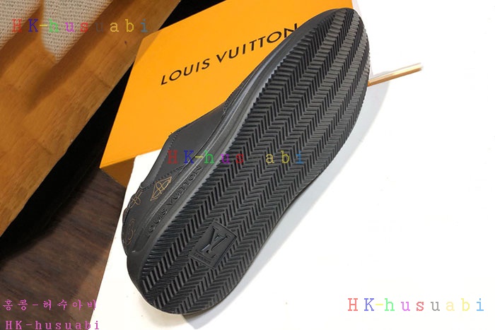 NEW  루이비통 남성용 신발  LV 4447552