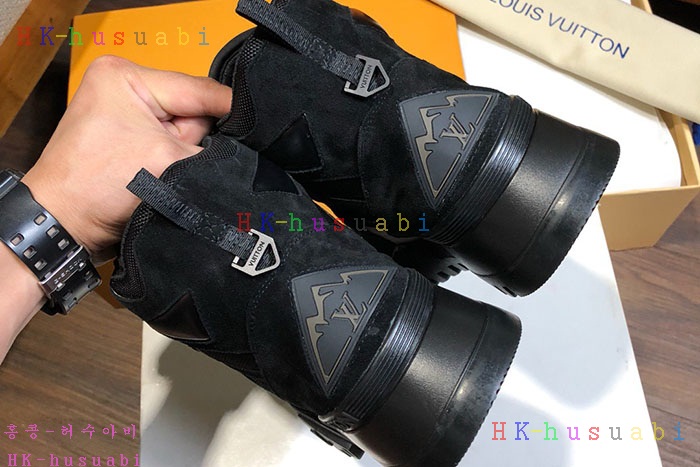 NEW  루이비통 남성용 신발  LV 4447557