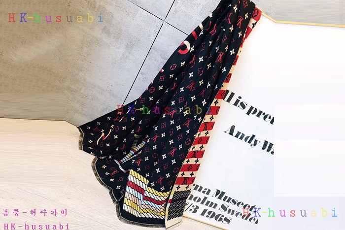NEW 루이비통 스카프 신상 LV 1587024