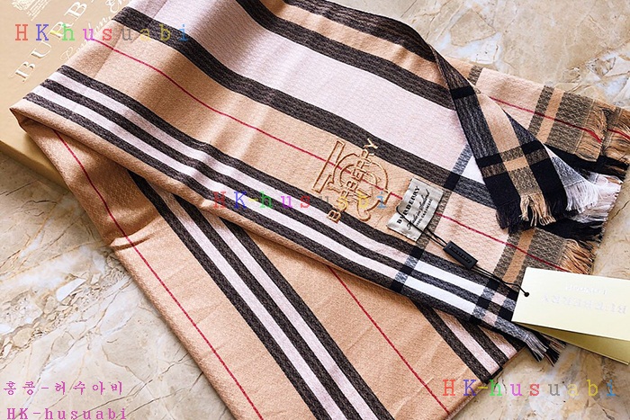 NEW 버버리 스카프 신상 BB 642485