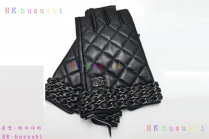 NEW 샤넬 장갑 신상 CH 10444475