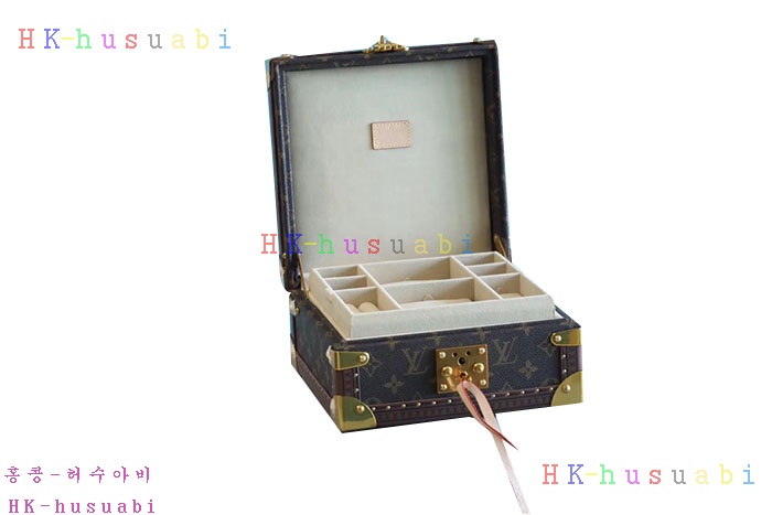 NEW 루이비통 주얼리 박스 LV 111243