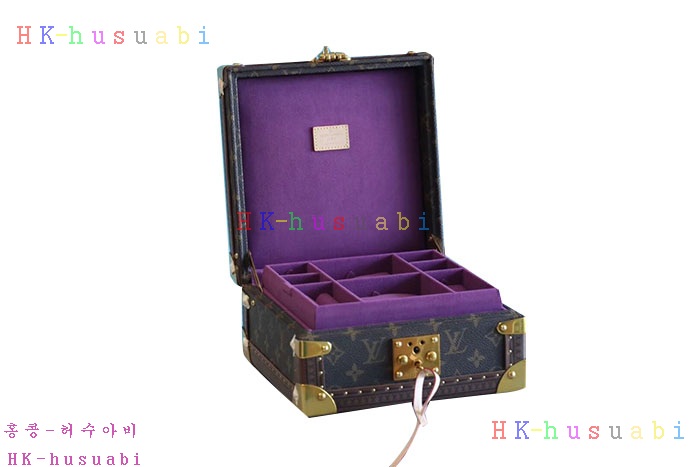 NEW 루이비통 주얼리 박스 LV 111244