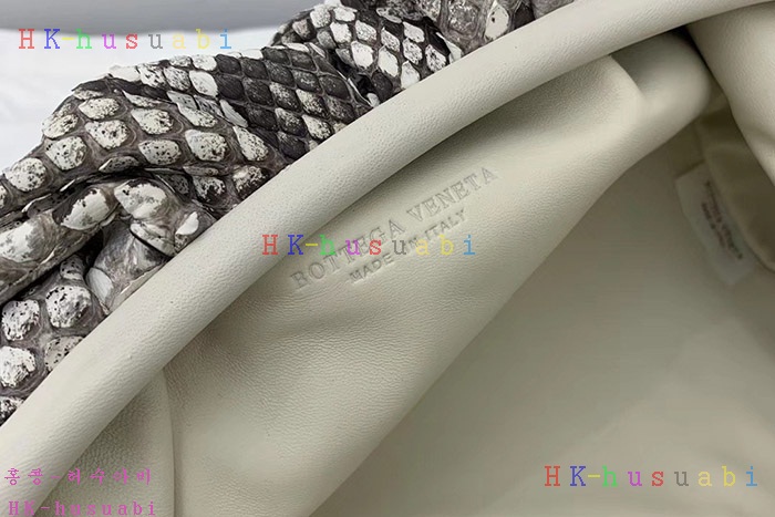 ★미러급★ 보테가베네타 파이톤 파우치 BV 576227(뱀피)