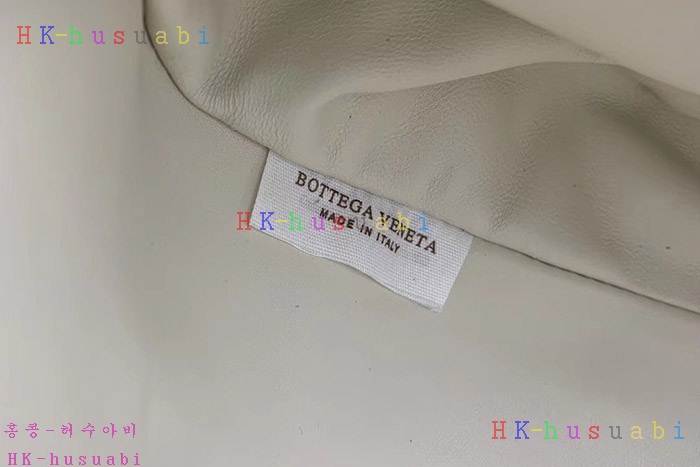 ★미러급★ 보테가베네타 파이톤 파우치 BV 576227(뱀피)