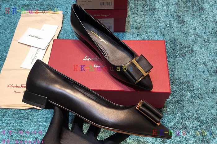 NEW 페라가모 신발 신상 F 5582220