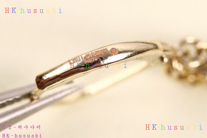 NEW 루이비통 귀걸이 신상 LV 0024220