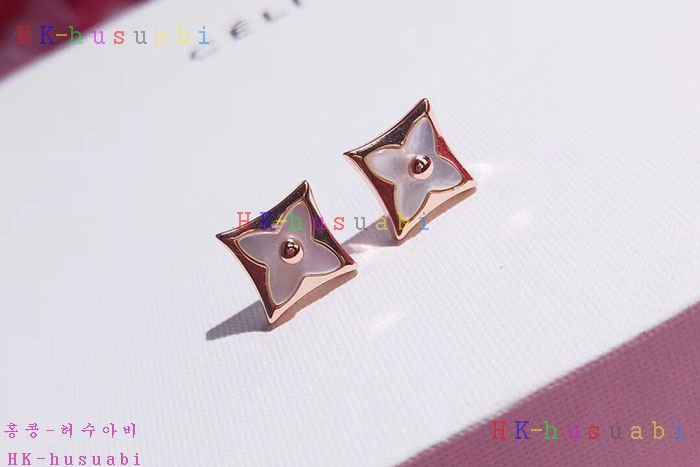 NEW 루이비통 귀걸이 신상 LV 0024222