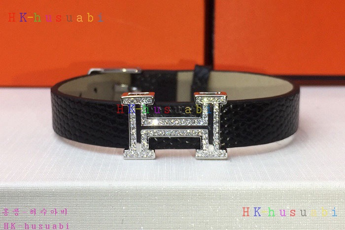 NEW 에르메스 팔찌 신상 H685553