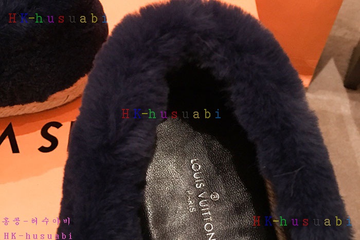 NEW 루이비통 신발 신상 L 1244430