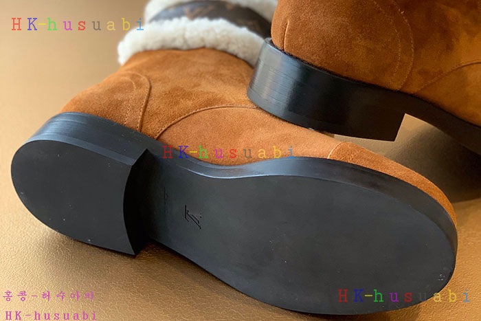 NEW 루이비통 신발 신상 L 1244432