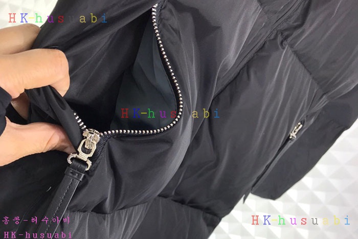 NEW 프라다 패딩 신상 P 2733253