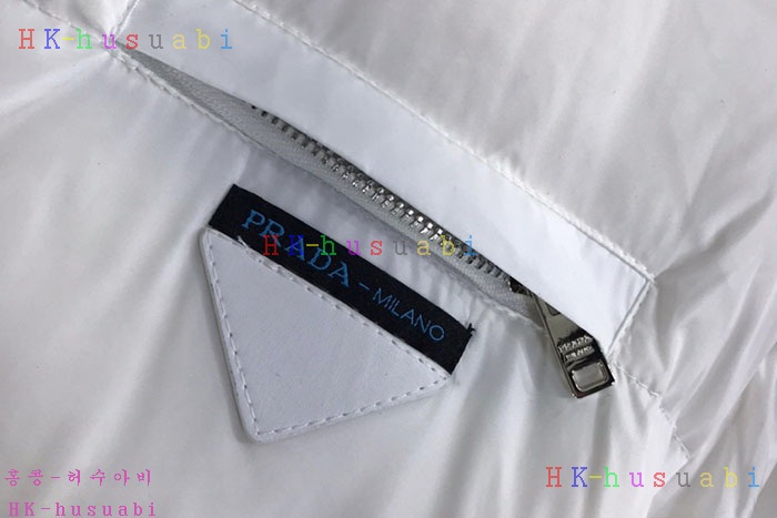 NEW 프라다 패딩 신상 P 2733254