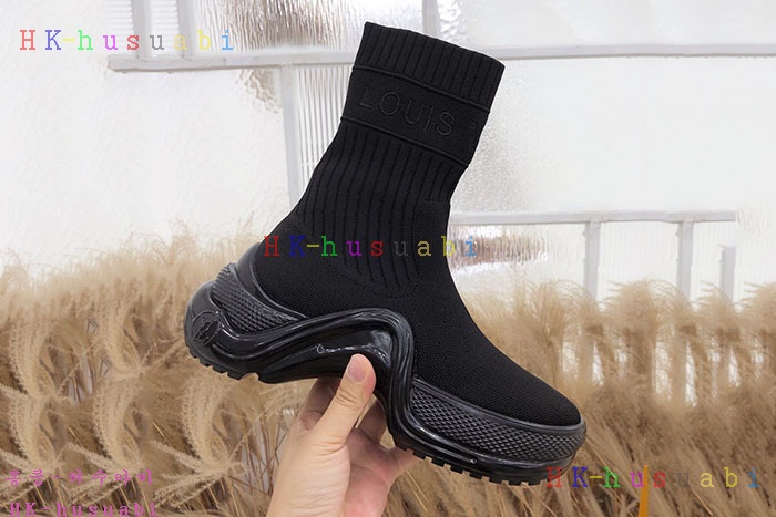 NEW 루이비통 신발 신상 LV 4572233