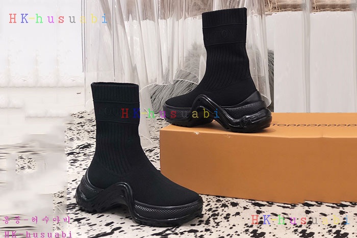 NEW 루이비통 신발 신상 LV 4572233