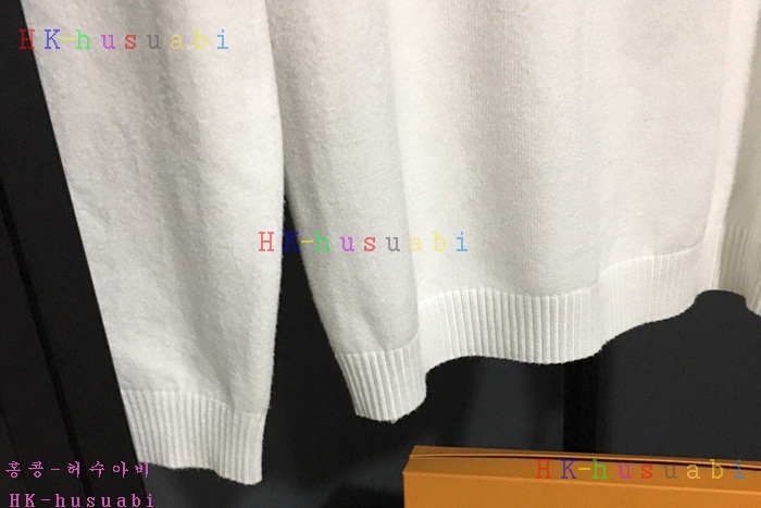 NEW 로에베 니트 신상 L 68455710