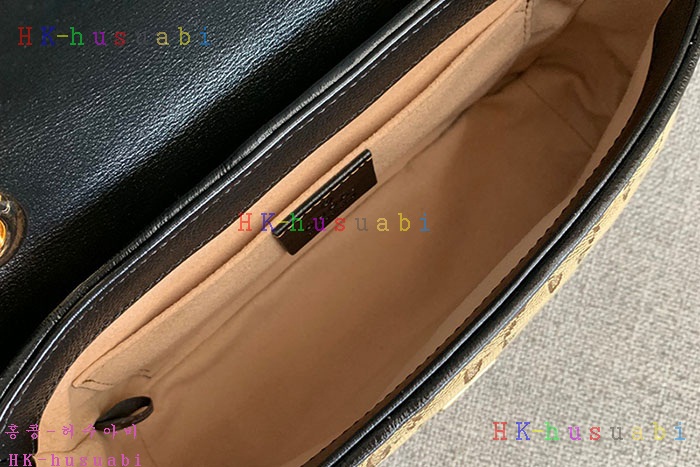 ★미러급★ 구찌 마몬트 마틀라세 숄더백 GU 443497