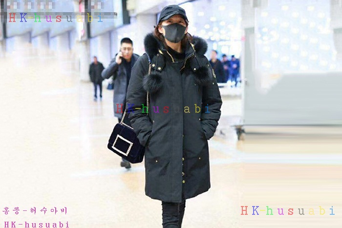 NEW 무스너클 패딩 신상 M 45822215