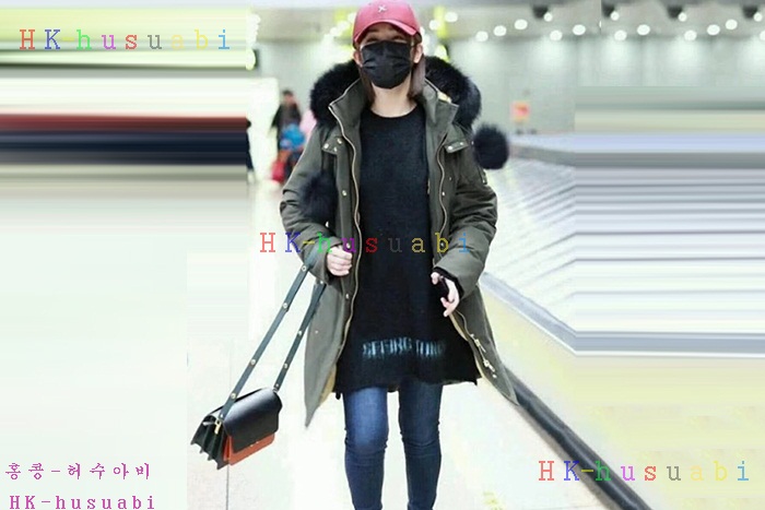 NEW 무스너클 패딩 신상 M 45822215