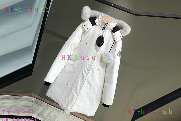 NEW 무스너클 패딩 신상 M 45822216
