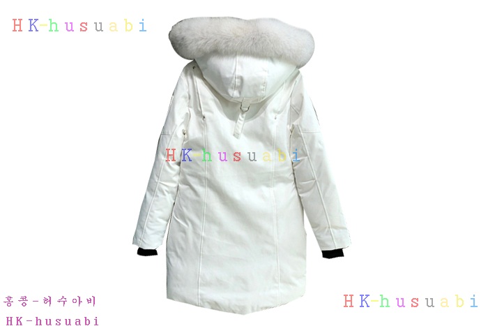 NEW 무스너클 패딩 신상 M 45822216