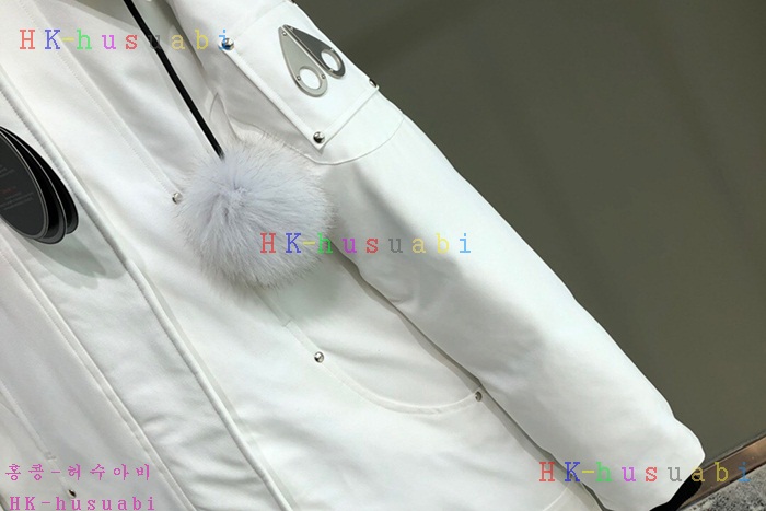 NEW 무스너클 패딩 신상 M 45822216